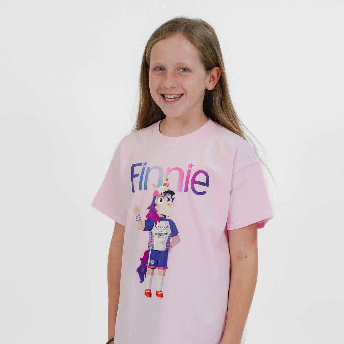 Girt wearing pink Finnie t-shirt - Glasgow 2026
